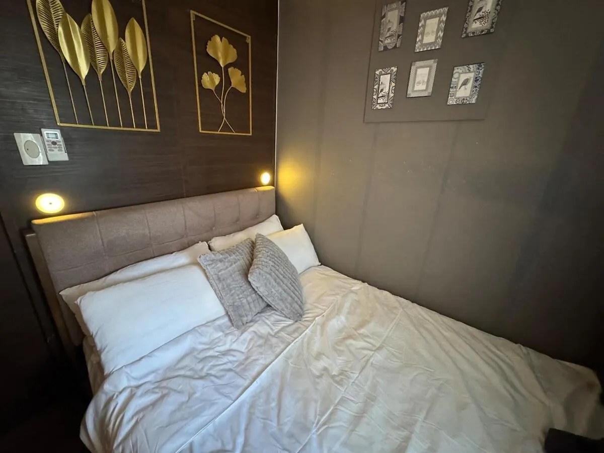 Air Residences Luxury Condo With Balcony Netflix Wifi Manila Philippines